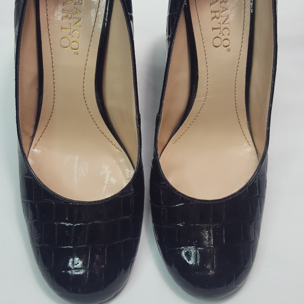Franco Sarto croc embossed patent wedges sz8.5 blk